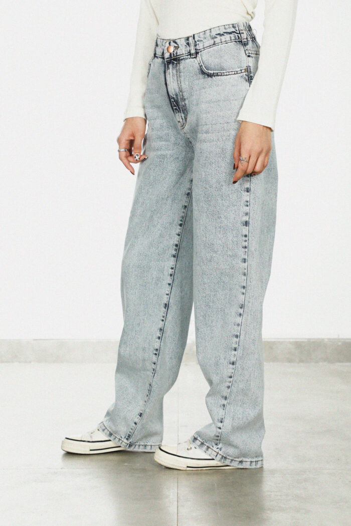 شلوار جین Wide Leg زنانه W1861 - Image 5
